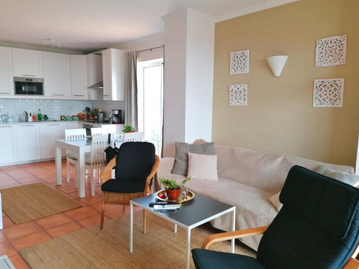 Sweden Apartment - Top Floor One Bedroom With Sea Views - Rs لاغوس المظهر الخارجي الصورة