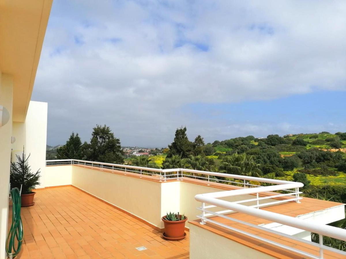 Sweden Apartment - Top Floor One Bedroom With Sea Views - Rs لاغوس المظهر الخارجي الصورة