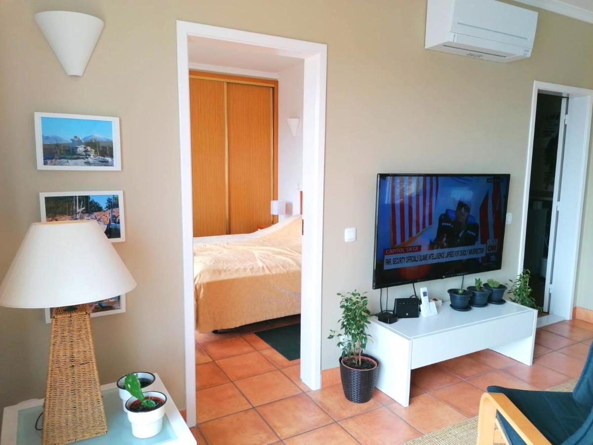 Sweden Apartment - Top Floor One Bedroom With Sea Views - Rs لاغوس المظهر الخارجي الصورة
