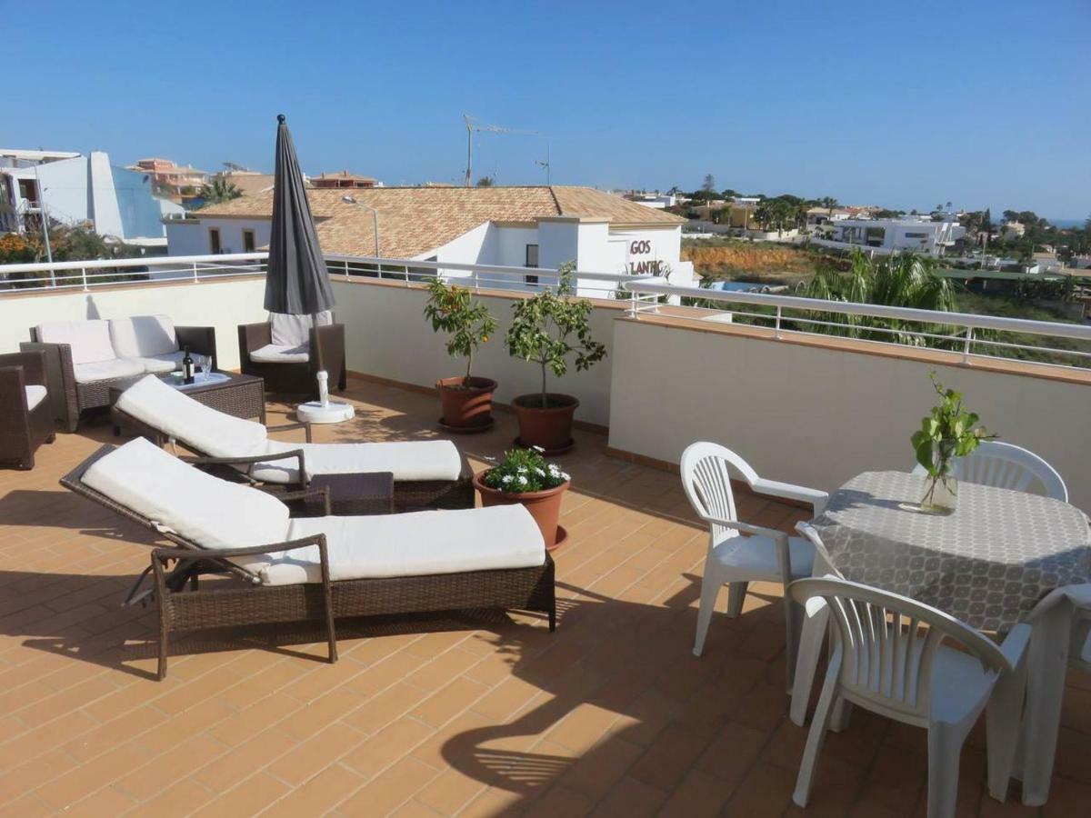 Sweden Apartment - Top Floor One Bedroom With Sea Views - Rs لاغوس المظهر الخارجي الصورة